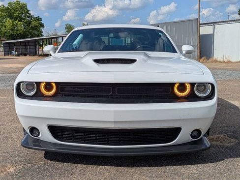 Used 2022 Dodge Challenger GT w/ Blacktop Package RWD image 9