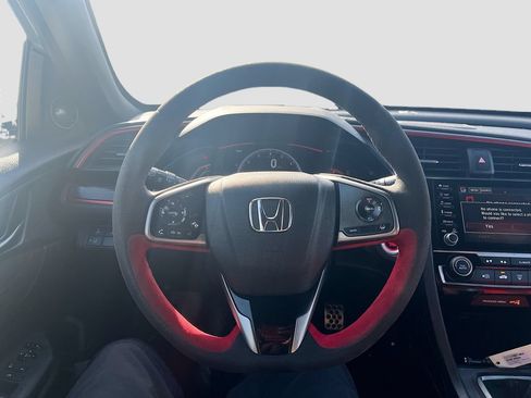 Used 2020 Honda Civic Type R image 11