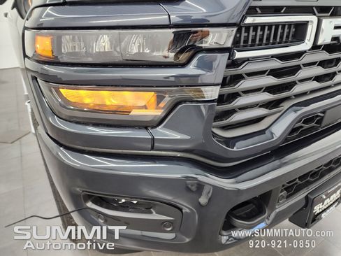 New 2026 RAM 2500 Big Horn AWD/4WD image 25
