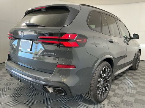 New 2026 BMW X5 xDrive50e AWD/4WD image 7