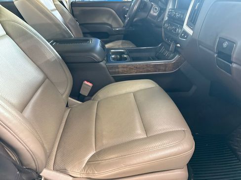 Used 2017 Chevrolet Silverado 1500 LT w/ Texas Edition image 6