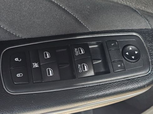 Used 2019 Dodge Charger SXT w/ Driver Confidence Group AWD/4WD image 27