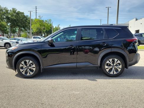 Certified 2022 Nissan Rogue SV FWD image 9