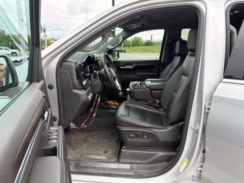 Used 2022 GMC Sierra 1500 SLT AWD/4WD image 5