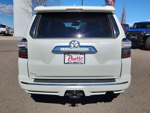 Used 2021 Toyota 4Runner Limited image 12
