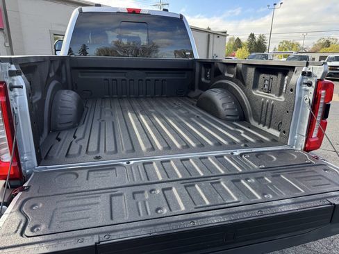 Used 2024 Ford F350 Lariat w/ Lariat Ultimate Package AWD/4WD image 16