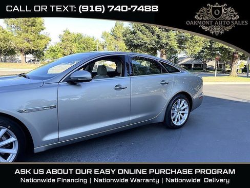 Used 2011 Jaguar XJ RWD image 4