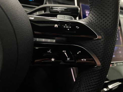 Certified 2025 Mercedes-Benz C 300 4MATIC Sedan image 16