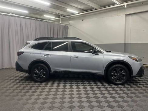 Used 2022 Subaru Outback Onyx Edition XT w/ Popular Package #2 image 3