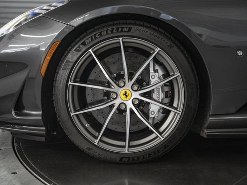 Used 2023 Ferrari 812 GTS RWD image 25