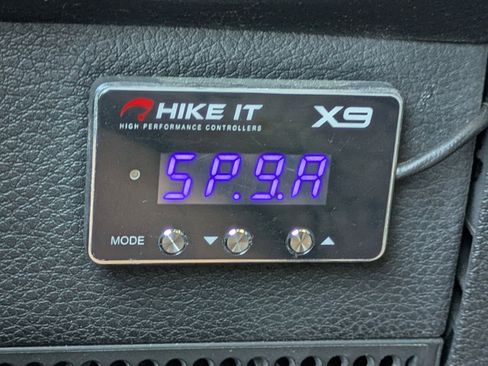 Used 2018 Jeep Wrangler Sport image 25