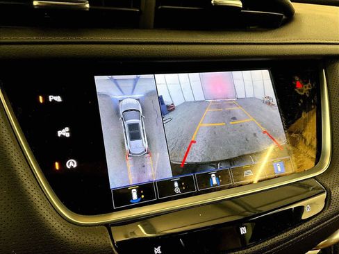 Used 2021 Cadillac XT5 Premium Luxury image 20
