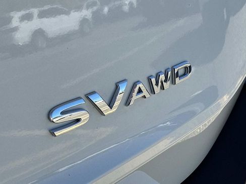 Used 2023 Nissan Rogue SV AWD/4WD image 12