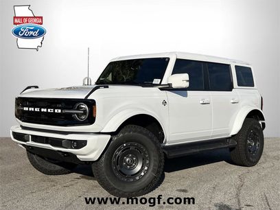 New 2025 Ford Bronco Outer Banks w/ Sasquatch Package