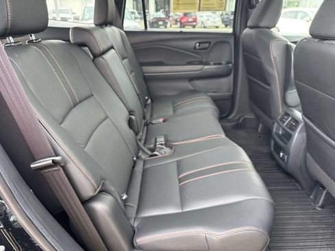 Used 2022 Honda Passport TrailSport image 12