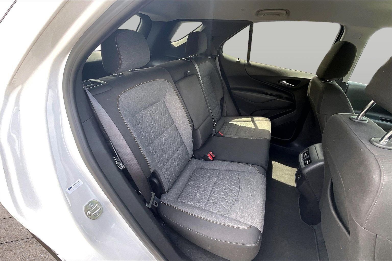 Used 2024 Chevrolet Equinox LT FWD image 29