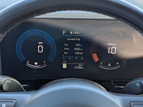 Certified 2024 Hyundai Kona SEL AWD/4WD image 21