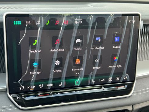 New 2026 Volkswagen Tiguan SE image 24