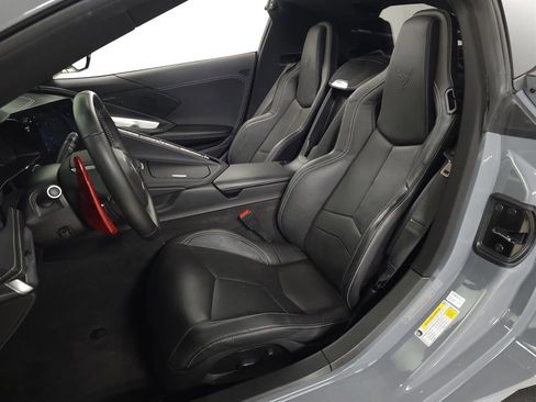 Used 2024 Chevrolet Corvette Stingray Coupe w/ Z51 Performance Package image 19