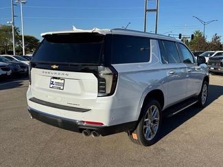 New 2026 Chevrolet Suburban Premier video 3