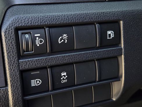 Used 2025 Toyota 4Runner SR5 image 17