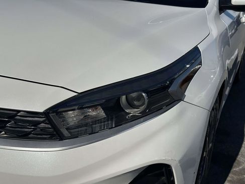 Used 2022 Kia Forte LXS image 11