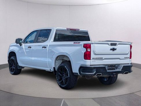 Used 2023 Chevrolet Silverado 1500 Custom Trail Boss w/ LPO, Dark Essentials Package AWD/4WD image 3