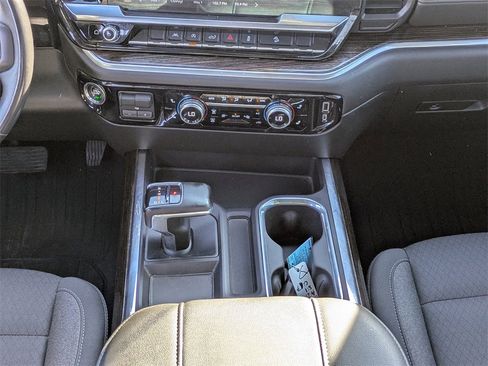 Used 2023 GMC Sierra 1500 Elevation w/ LPO, Elevation Black Package image 18