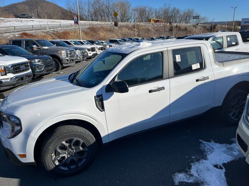 New 2026 Ford Maverick XLT w/ XLT Luxury Package image 5