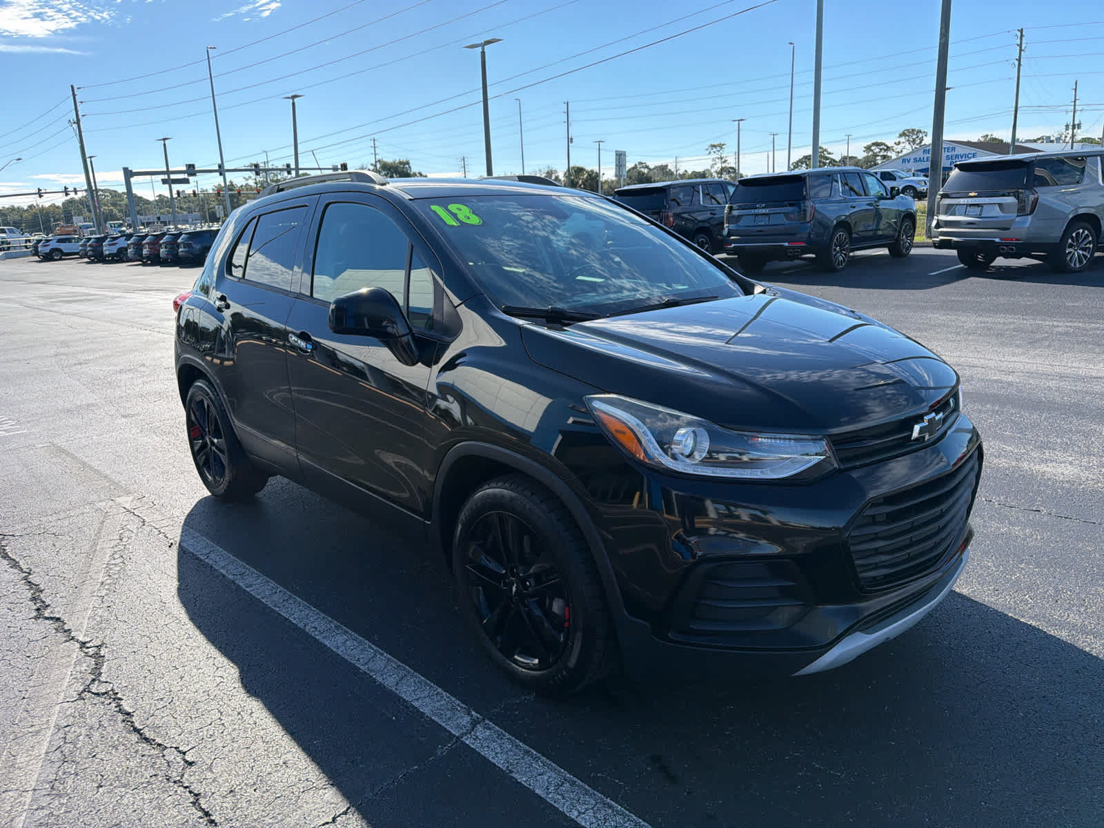 Used 2018 Chevrolet Trax LT w/ Redline Edition FWD image 7
