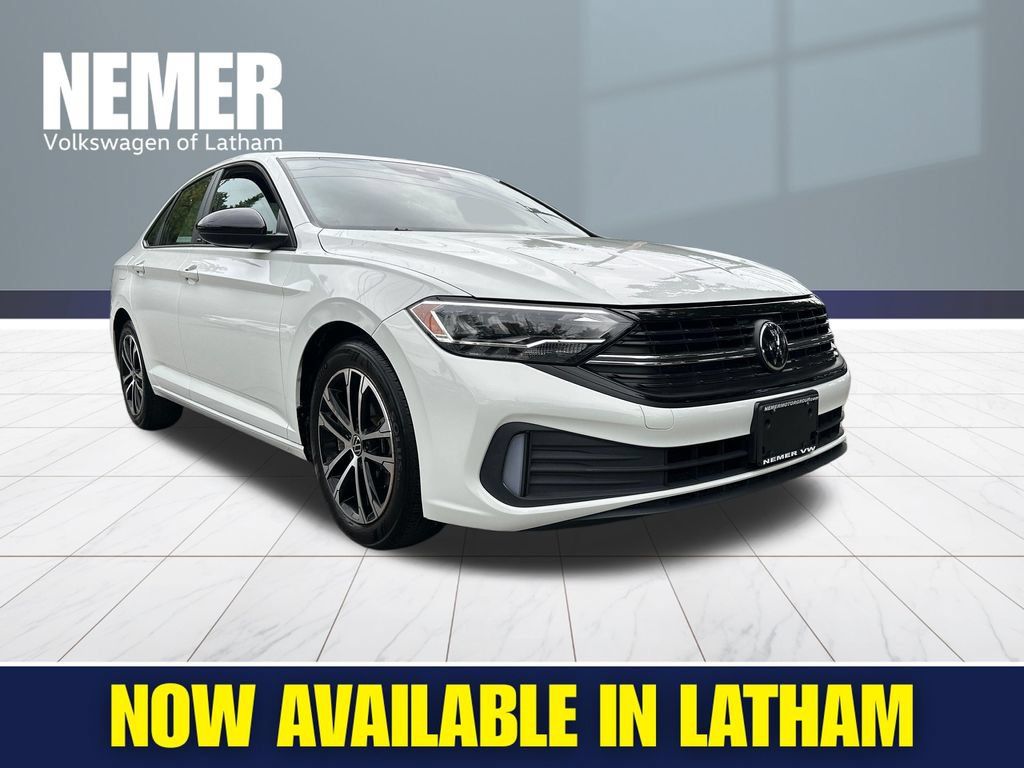 Used 2024 Volkswagen Jetta Sport FWD image 5