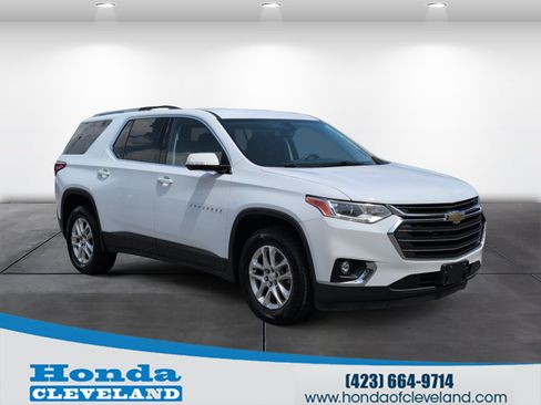 Used 2018 Chevrolet Traverse LT FWD image 1
