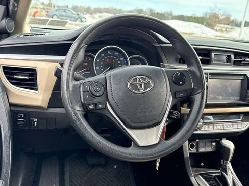 Used 2016 Toyota Corolla LE image 20