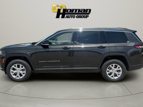 Used 2024 Jeep Grand Cherokee L Limited w/ Luxury Tech Group II image 2