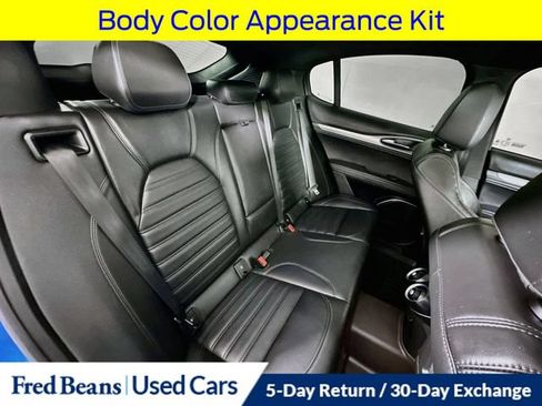 Used 2022 Alfa Romeo Stelvio Veloce AWD/4WD image 35