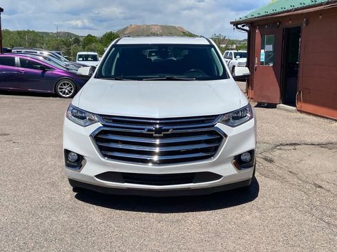 Used 2021 Chevrolet Traverse High Country w/ LPO, Floor Liner Package AWD/4WD image 8
