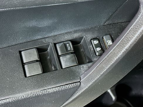 Used 2019 Toyota Corolla SE FWD image 14