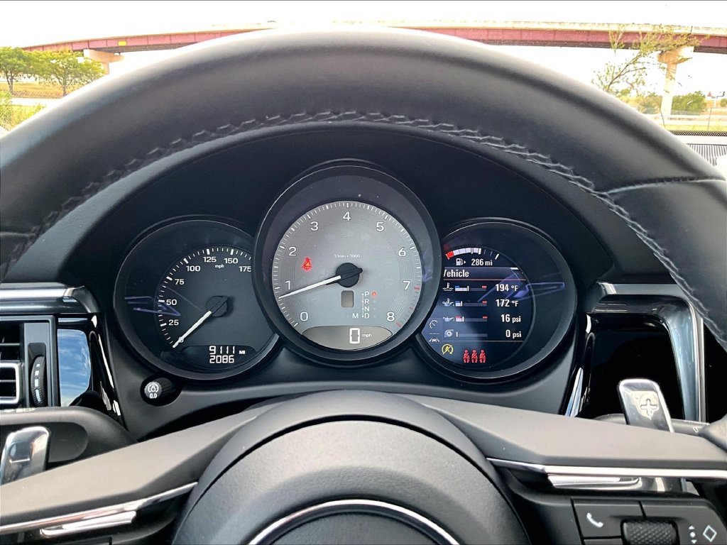 Certified 2026 Porsche Macan S AWD/4WD image 25