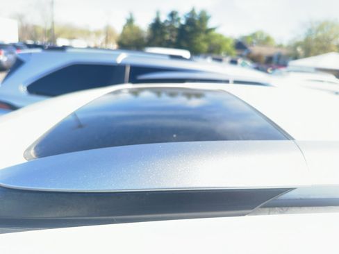 Used 2018 Toyota RAV4 XLE image 7