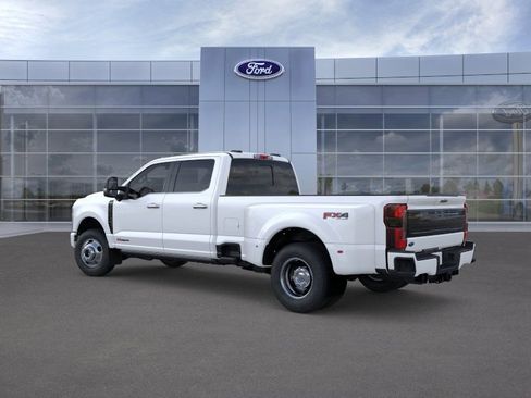 New 2026 Ford F350 4x4 Crew Cab DRW Super Duty image 4