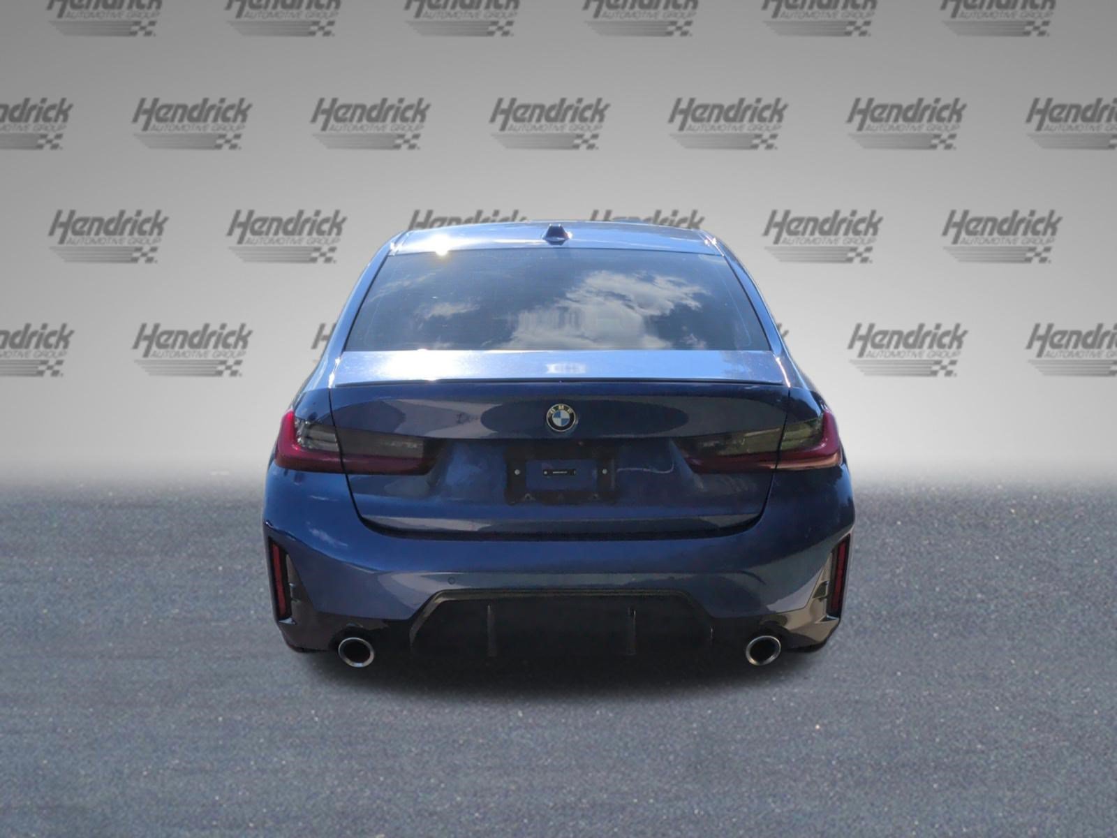 Used 2023 BMW 330i Sedan w/ M Sport Package RWD image 9