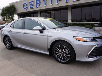 Used 2024 Toyota Camry XLE w/ Cold Weather Package video 1