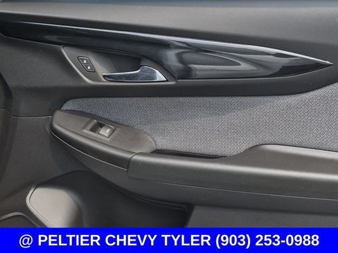 Used 2024 Chevrolet TrailBlazer LS w/ LS Convenience Package FWD image 12