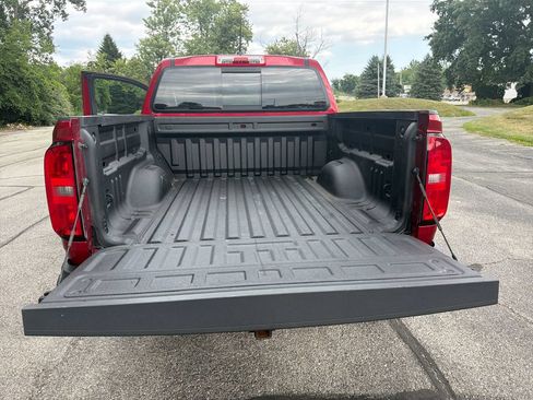 Used 2022 Chevrolet Colorado Z71 AWD/4WD image 26