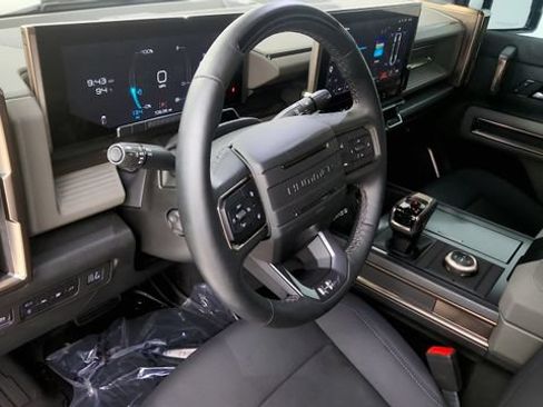 Used 2025 GMC Hummer EV 2X AWD/4WD image 48