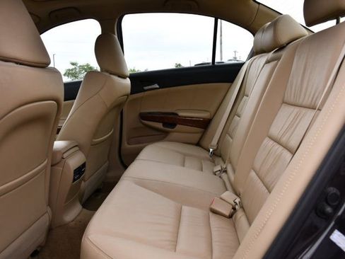 Used 2011 Honda Accord EX-L image 15