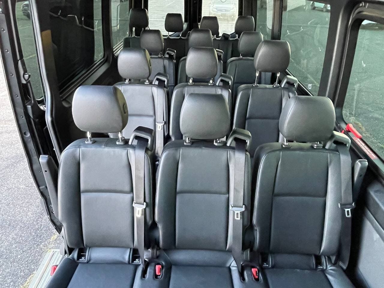 Used 2020 Mercedes-Benz Sprinter 2500 image 29