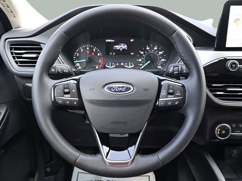 Used 2022 Ford Escape SE w/ Convenience Package image 19