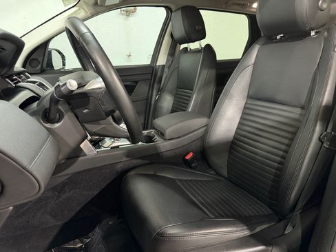 Used 2020 Land Rover Discovery Sport S AWD/4WD image 4