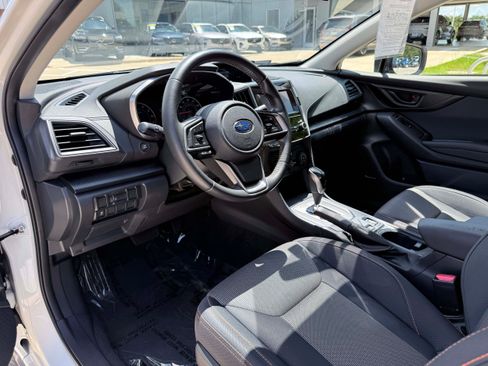 Used 2018 Subaru Crosstrek 2.0i Premium AWD/4WD image 11